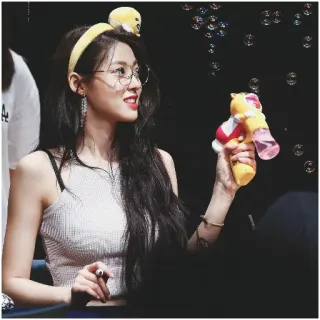 📀 mujer, persona, retrato, burbujas, pistola de juguete telegram sticker