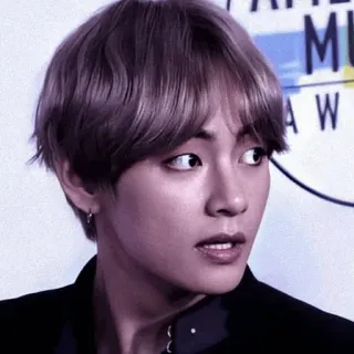 😱 V BTS, K-pop, cantante, celebridad, Kim Taehyung, ídolo telegram sticker