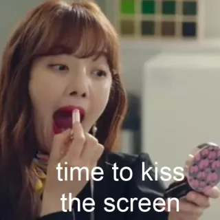 😘 time to kiss the screen baiser, maquillage, rouge à lèvres, beauté, femme telegram sticker