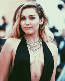 🌚 Miley Cyrus майли сайрус, певица, знаменитость, портрет, женщина telegram sticker