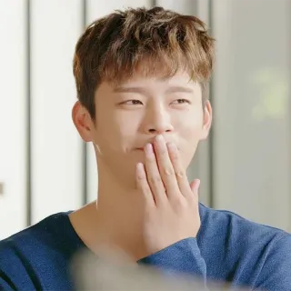 🤭 person, korean, asian, kiss, hand, actor whatsapp sticker