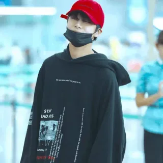 Fᴏʀ↱@FakeOfHyungwon↲ whatsapp stickers