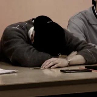 🎥 dormir, table, personne, fatigué, ennuyé telegram sticker