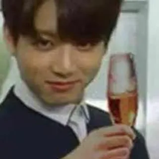 😏 Jungkook kpop, jungkook, chanteur, boisson, fête, divertissement, personne telegram sticker
