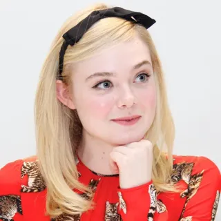 😳 Dakota Fanning Dakota Fanning, Schauspielerin, blond, Porträt, Promi whatsapp sticker