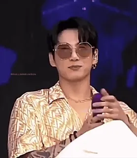 😁 Jungkook 정국, BTS, 가수, 안경, 연예인, K팝, 남성 telegram sticker