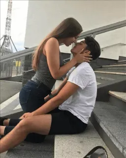😍 love, couple, kissing, stairs, romance telegram sticker