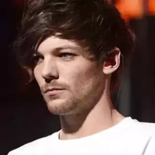 😕 Louis Tomlinson chanteur, célébrité, musicien, One Direction, pop star telegram sticker