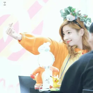 🐥 femme, K-pop, mignon, idol, asiatique, coréen, sourire, Dahyun, Twice telegram sticker