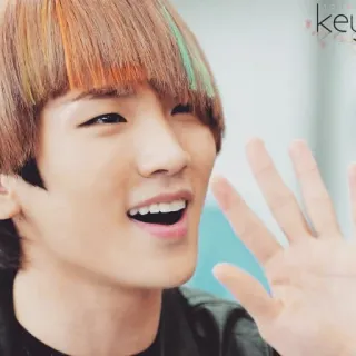 😅 portrait, korean, man, person, smiling, waving telegram sticker