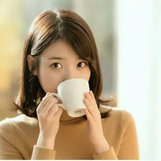 ☕ IU IU, K-Pop, Cantante, Idol, Coreano, Caffè, Tè, Ritratto telegram sticker