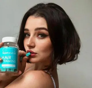 🤍 HAIR VITAMINS cabello, vitaminas, belleza, suplementos, salud, bienestar whatsapp sticker