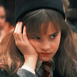 😕 Hermione Granger Harry Potter Hermione Granger, Harry Potter, Emma Watson, annoiato, mago, strega telegram sticker