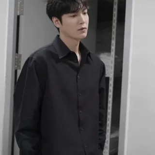 😑 Lee Min-ho koreański aktor, koreański celebryta, aktor, celebryta, mężczyzna telegram sticker