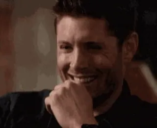 😂 Dean Winchester Supernatural nadprzyrodzone, dean, winchester, serial, uśmiechnięty whatsapp sticker