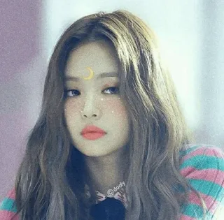 🍯 Jennie kpop, jennie kim, singer, portrait, moon, face telegram sticker