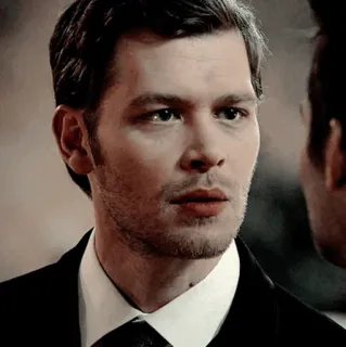 🥐 Klaus Mikaelson The Vampire Diaries homme, vampire, Klaus, Mikaelson, The Vampire Diaries telegram sticker