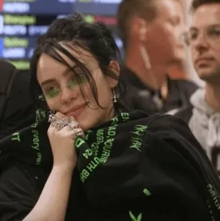 🕸 Billie Eilish 歌手, セレブ, 女性, まつげ, 音楽 telegram sticker