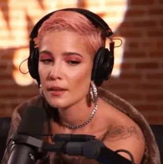 🕊 Halsey 歌手, 名人, 音乐家, 海尔赛 telegram sticker