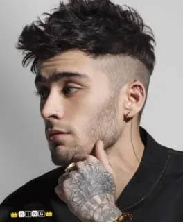 👑 KING Mann, Porträt, Sänger, Promi, Model, gutaussehend, Stil, Tattoo telegram sticker