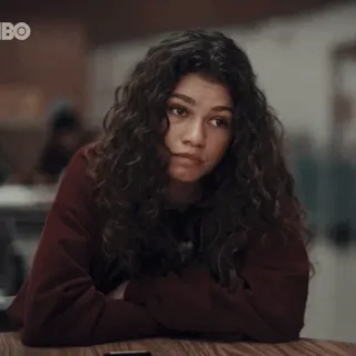 🧬 Rue Bennett Euphoria Euphoria, Rue Bennett, Zendaya, HBO, pensativo, drama adolescente whatsapp sticker