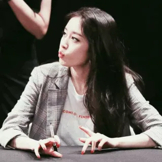 🌚 COME ON, FINISH woman, casual wear, korean, blazer, plaid, t-shirt whatsapp sticker