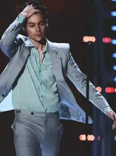 💴 Harry Styles Harry Styles, chanteur, célébrité, costume, mode, homme, artiste telegram sticker
