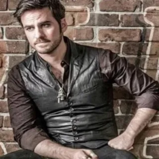 🤔 Captain Killian 'Hook' Jones Once Upon a Time Colin O'Donoghue, pirata, Garfio, personaje, serie de TV, fantasía whatsapp sticker