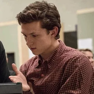 ⚙ Tom Holland actor, hombre, retrato, celebridad whatsapp sticker