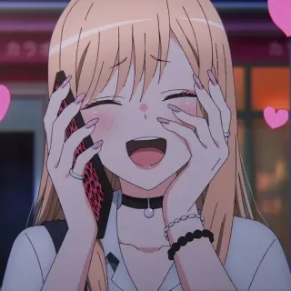 🥰 Marin Kitagawa My Dress-Up Darling anime, fille, souriante, cheveux blonds, coeurs roses, joyeuse telegram sticker