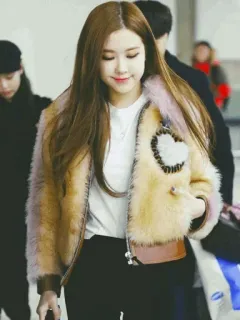 💧 Rose vrouw, jas, K-pop, zanger, beroemdheid, mode, roos, Blackpink whatsapp sticker