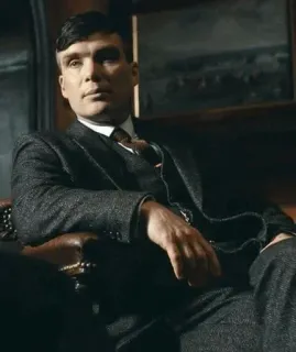 🌵 Tommy Shelby Peaky Blinders pria, potret, jas, kursi, Cillian Murphy telegram sticker