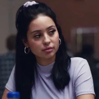 🧬 Maddy Perez Euphoria Euphoria, Maddy Perez, Alexa Demie, Drama adolescente, Retrato, Televisión whatsapp sticker