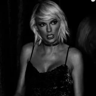 🖇 Taylor Swift celebridad, cantante, rubia, retrato, mujer, blanco y negro telegram sticker