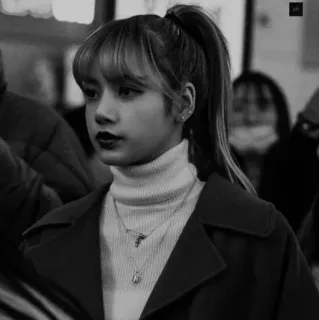 🎶 Lisa リサ, Blackpink, K-POP, 歌手, セレブ, ファッション, 女性 telegram sticker