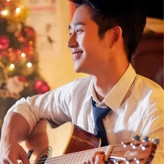😀 mężczyzna, gitara, muzyka, portret, uśmiech, koreański, aktor telegram sticker