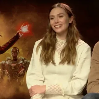 🌻 Wanda Maximoff Avengers elizabeth olsen, scarlet witch, marvel, avengers, attrice telegram sticker