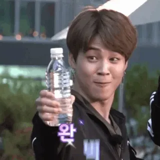 🏹 완벽 person, water bottle, korean, smiling telegram sticker