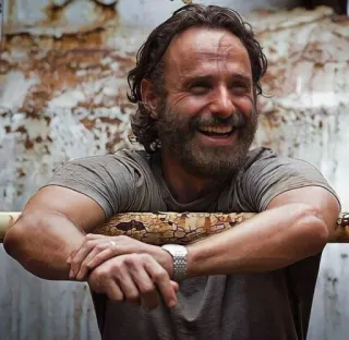 😂 Rick Grimes The Walking Dead Рик Граймс, Ходячие мертвецы, AMC, Персонаж, Портрет, Сериал whatsapp sticker