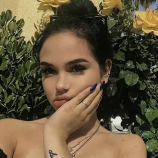 😒 femme, portrait, visage, jeune, belle, fille, fleurs telegram sticker