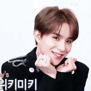 🔥 위키미키 kpop, idol, coreano, música, entretenimento whatsapp sticker