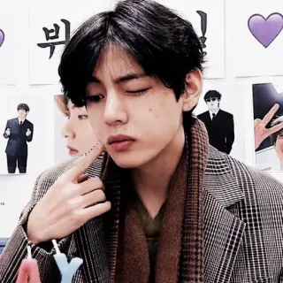 🔈 뷔 kpop, chanteur, musique, personne, célébrité, homme, coréen telegram sticker