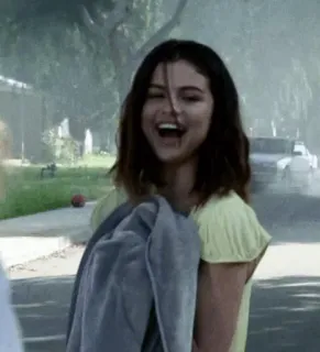 😁 vrouw, lacht, Selena Gomez, actrice, zangeres, beroemdheid telegram sticker
