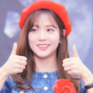 🍭 Daumen hoch, Positiv, Frau, Person, Beret, Porträt telegram sticker