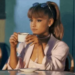 🌃 Ariana Grande นักร้อง, คนดัง, ผู้หญิง, ดื่ม, กาแฟ, น่ารัก telegram sticker