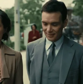 🎬 J. Robert Oppenheimer Oppenheimer Cillian Murphy, Biographie, Personnage historique, Scientifique, Film, Oppenheimer, Projet Manhattan telegram sticker