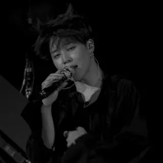 🌑 Jimin K-pop, BTS, певец, микрофон, выступление, концерт, айдол, Чимин telegram sticker