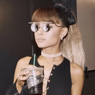 🏹 Ariana Grande อารีอานา กรานเด, นักร้อง, สตาร์บัคส์, คนดัง, ป๊อปสตาร์ telegram sticker