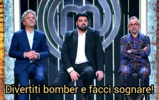 💪 Divertiti bomber e facci sognare! italian, phrase, encouragement telegram sticker
