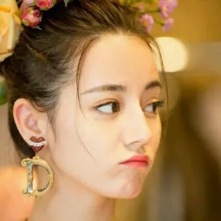 🌟 Dilraba Dilmurat phụ nữ, gương mặt, người trung quốc, nữ diễn viên, bông tai, hoa telegram sticker
